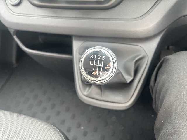 Nissan Primastar 30 L1 2.0 dCi 130ps H1 Acenta Van