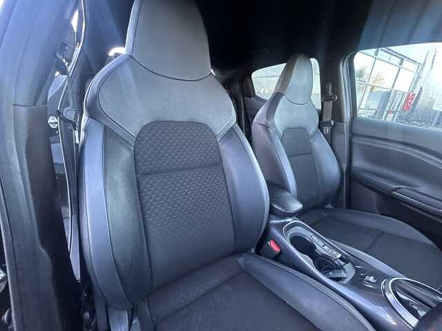 Nissan Juke 1.6 Hybrid N-Connecta 5dr Auto