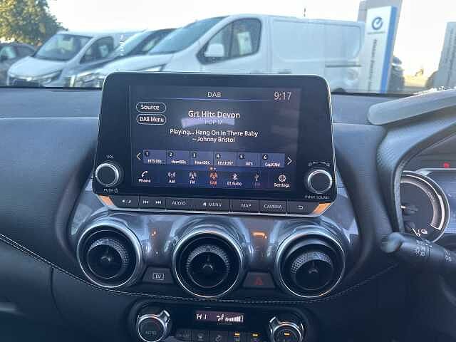 Nissan Juke 1.6 Hybrid N-Connecta 5dr Auto