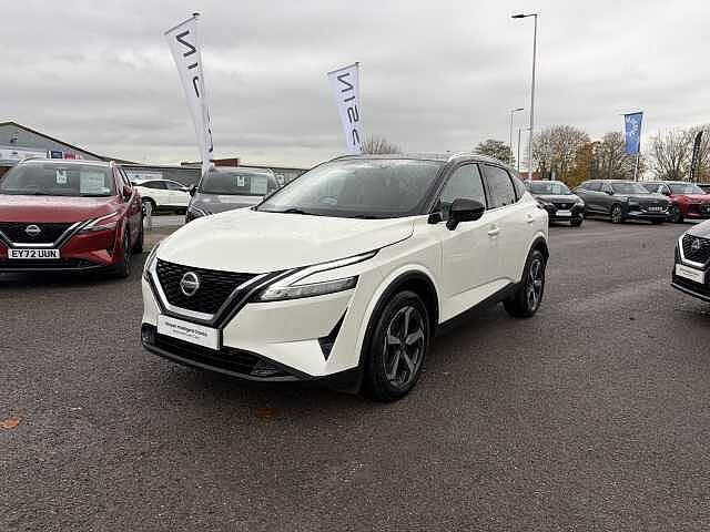 Nissan Qashqai 1.3 DiG-T MH 158 Premiere Edition 5dr Xtronic