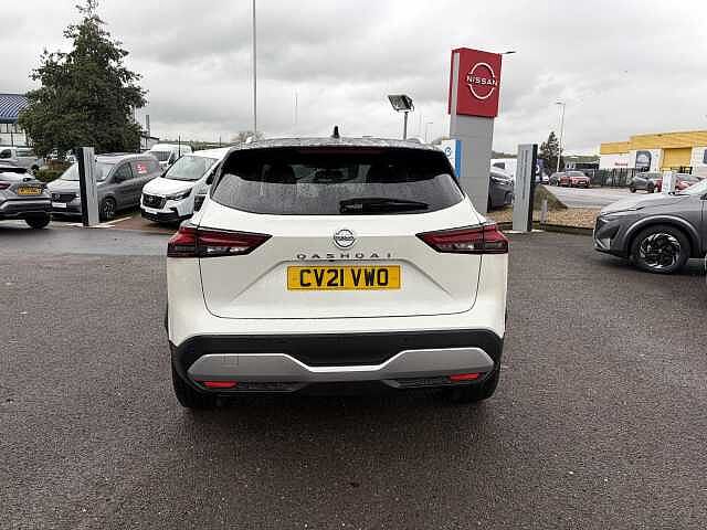 Nissan Qashqai 1.3 DiG-T MH 158 Premiere Edition 5dr Xtronic