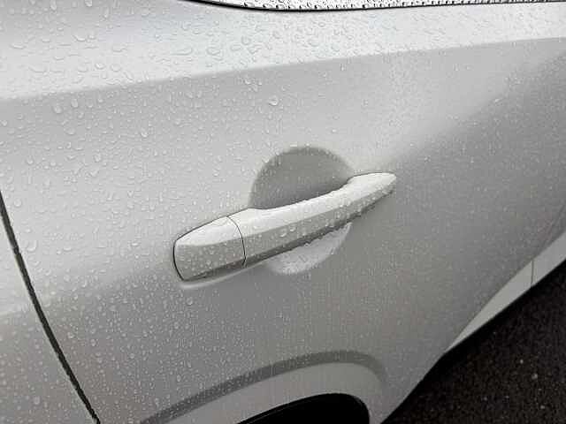 Nissan Qashqai 1.3 DiG-T MH 158 Premiere Edition 5dr Xtronic