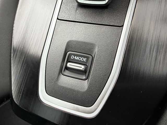 Nissan Qashqai 1.3 DiG-T MH 158 Premiere Edition 5dr Xtronic