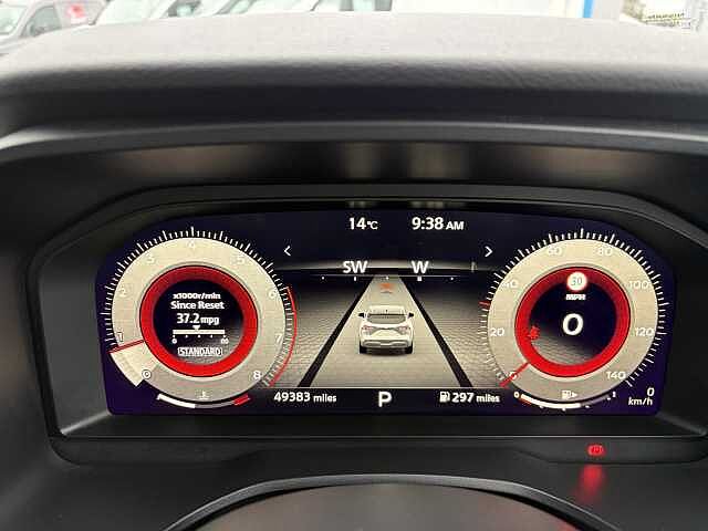 Nissan Qashqai 1.3 DiG-T MH 158 Premiere Edition 5dr Xtronic