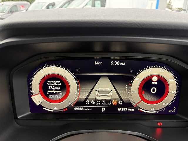 Nissan Qashqai 1.3 DiG-T MH 158 Premiere Edition 5dr Xtronic