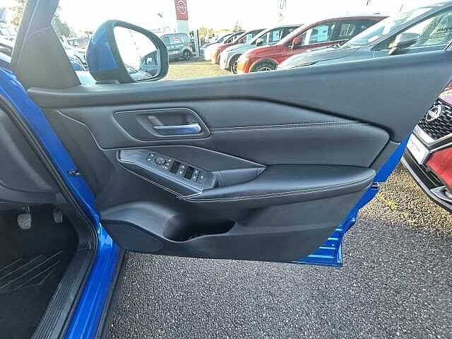 Nissan Qashqai 1.3 DiG-T MH N-Connecta 5dr