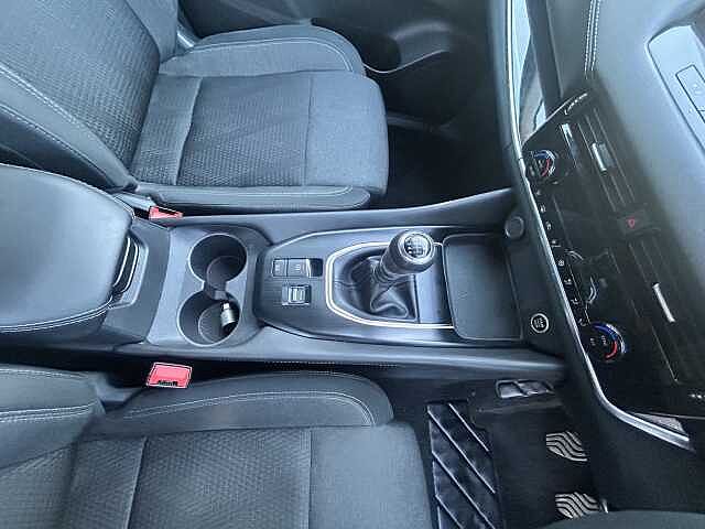 Nissan Qashqai 1.3 DiG-T MH N-Connecta 5dr