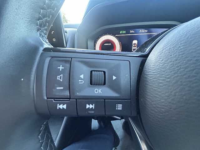 Nissan Qashqai 1.3 DiG-T MH N-Connecta 5dr