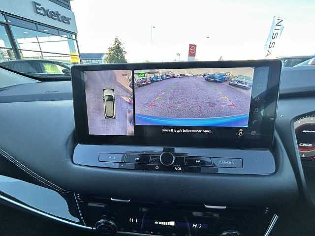 Nissan Qashqai 1.3 DiG-T MH N-Connecta 5dr