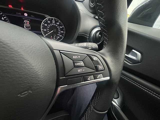 Nissan Juke 1.0 DiG-T 114 N-Connecta 5dr