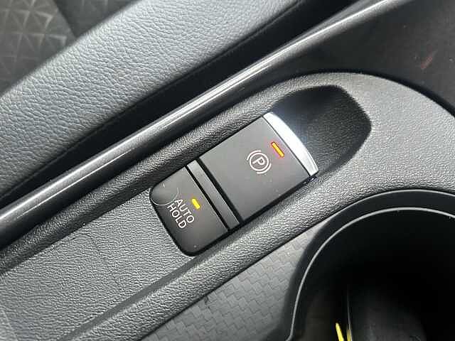 Nissan Juke 1.0 DiG-T 114 N-Connecta 5dr