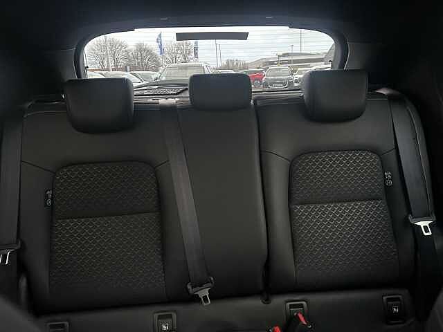 Nissan Juke 1.0 DiG-T 114 N-Connecta 5dr