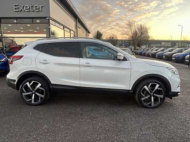 Nissan Qashqai 1.3 DiG-T Tekna 5dr