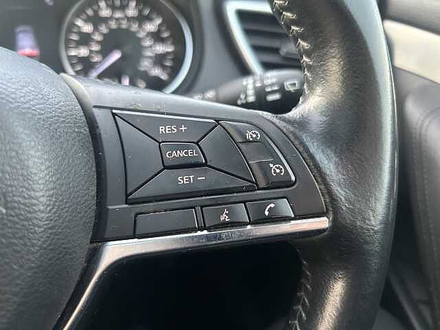 Nissan Qashqai 1.3 DiG-T Tekna 5dr