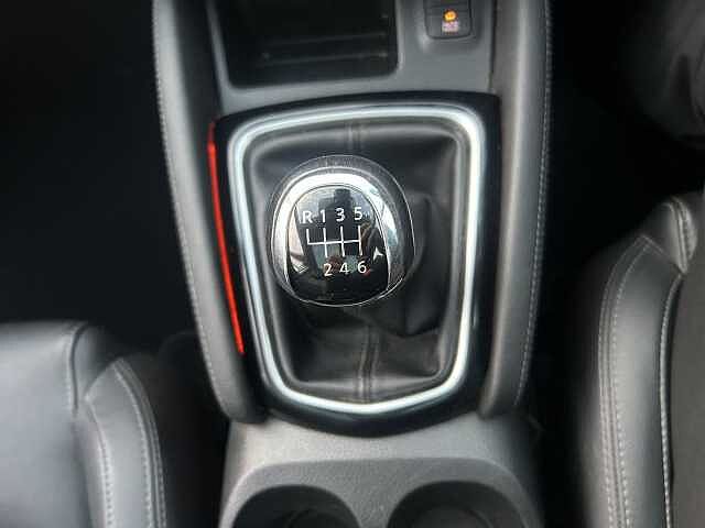 Nissan Qashqai 1.3 DiG-T Tekna 5dr