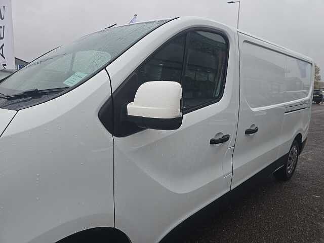 Nissan Primastar 30 L1 2.0 dCi 150ps H1 Acenta Van