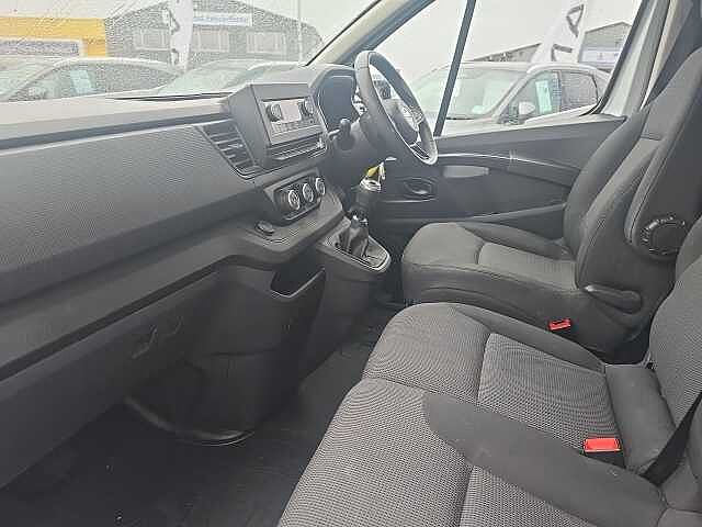 Nissan Primastar 30 L1 2.0 dCi 150ps H1 Acenta Van