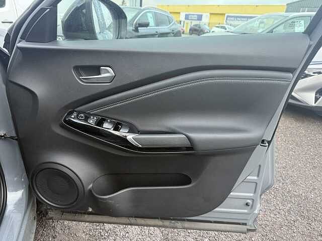 Nissan Juke 1.0 DiG-T Tekna 5dr DCT