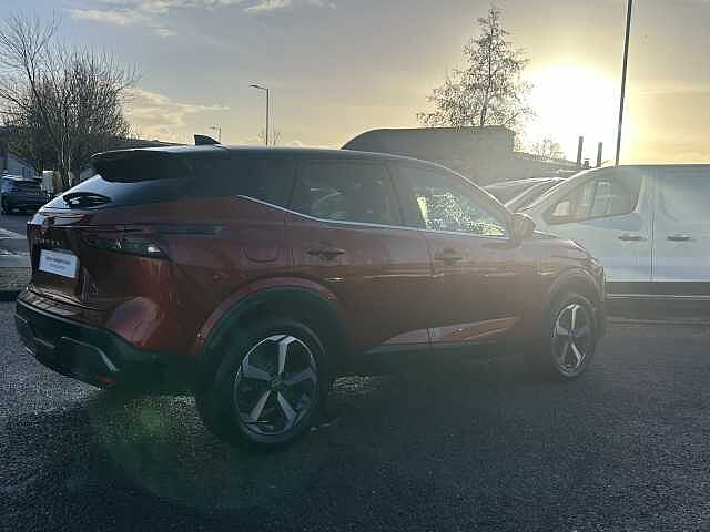 Nissan Qashqai 1.3 DiG-T MH N-Connecta 5dr