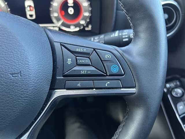 Nissan Juke 1.6 Hybrid Tekna 5dr Auto