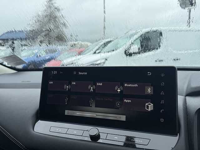 Nissan Qashqai 1.3 DiG-T MH N-Connecta 5dr