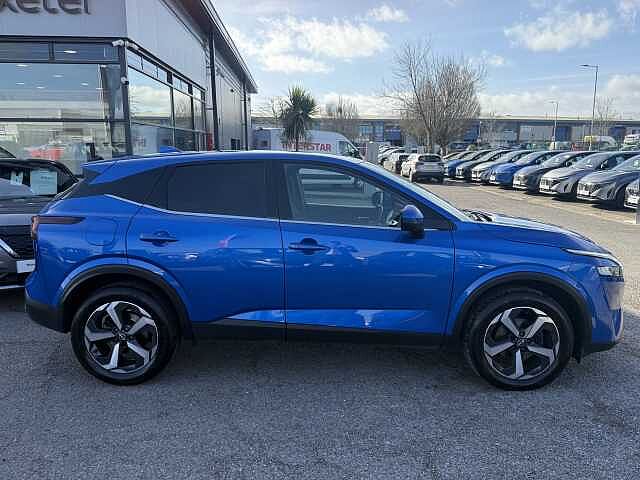 Nissan Qashqai 1.3 DiG-T MH N-Connecta 5dr