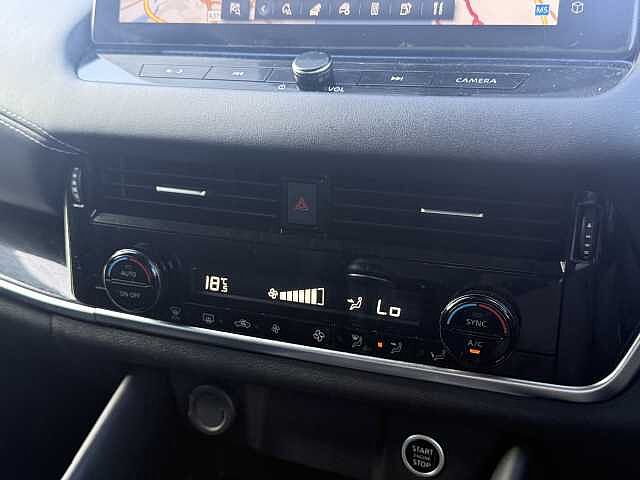 Nissan Qashqai 1.3 DiG-T MH N-Connecta 5dr