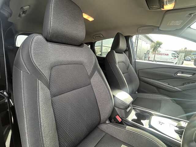 Nissan Qashqai 1.3 DiG-T MH 158 N-Connecta 5dr Xtronic