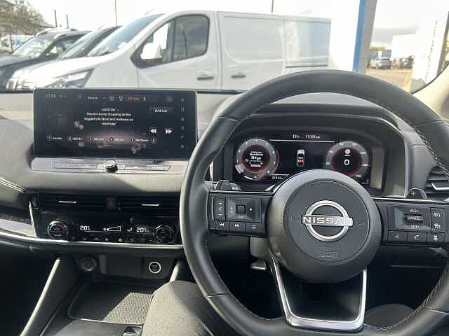 Nissan Qashqai 1.3 DiG-T MH 158 N-Connecta 5dr Xtronic