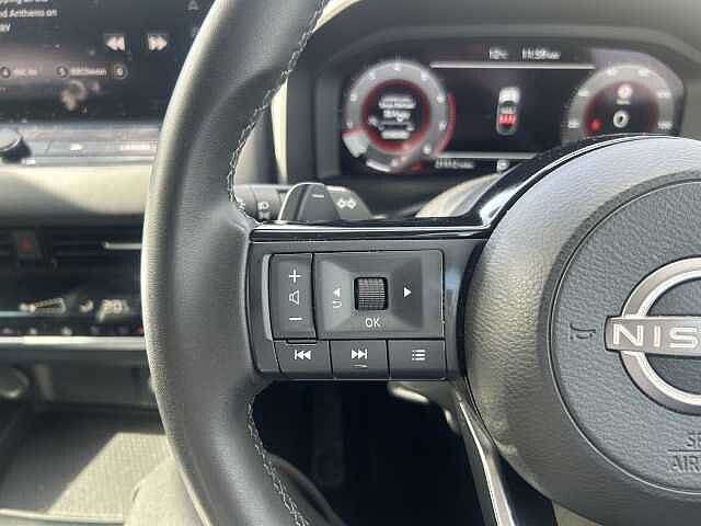 Nissan Qashqai 1.3 DiG-T MH 158 N-Connecta 5dr Xtronic