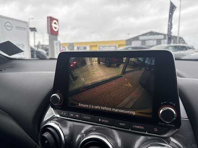 Nissan Juke 1.0 DiG-T 114 Kiiro 5dr