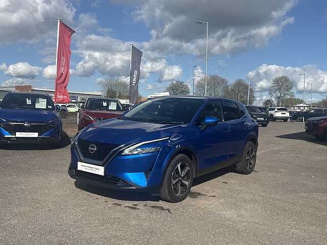 Nissan Qashqai 1.3 DiG-T MH N-Connecta 5dr
