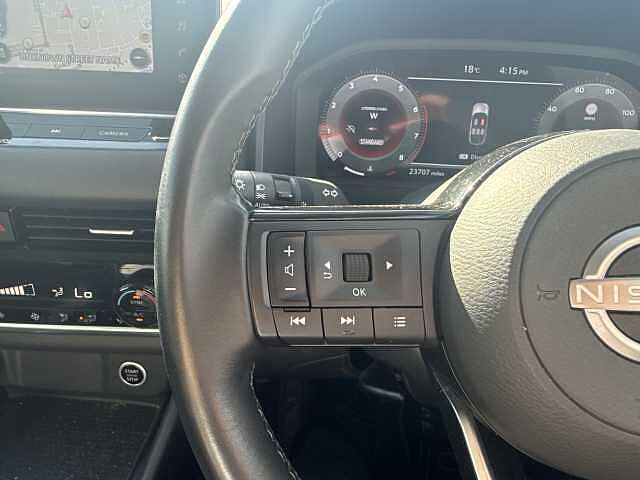 Nissan Qashqai 1.3 DiG-T MH N-Connecta 5dr