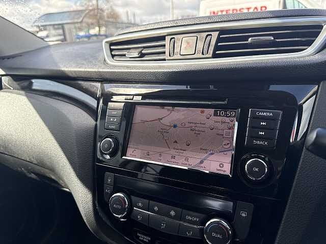 Nissan Qashqai 1.3 DiG-T Acenta Premium 5dr