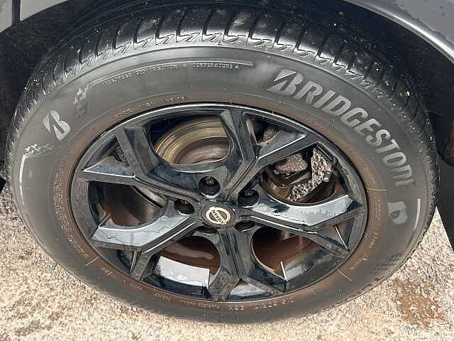 Nissan Juke 1.0 DiG-T N-Connecta 5dr DCT