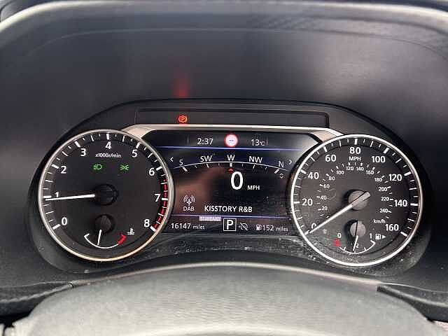 Nissan Juke 1.0 DiG-T N-Connecta 5dr DCT