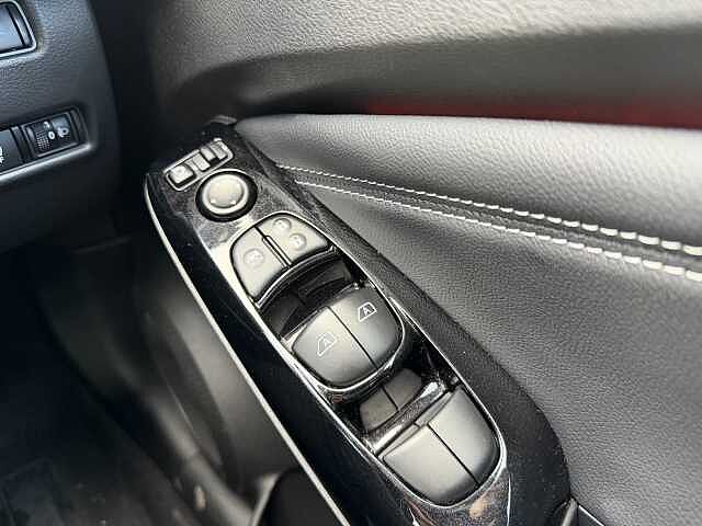 Nissan Juke 1.0 DiG-T Tekna 5dr