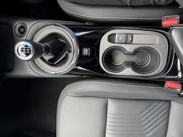 Nissan Juke 1.0 DiG-T Tekna 5dr