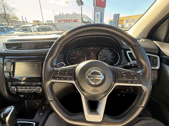 Nissan Qashqai 1.3 DiG-T 160 [157] N-Connecta 5dr DCT Glass Roof