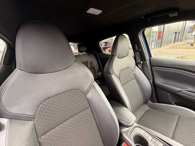 Nissan Juke 1.6 Hybrid N-Connecta 5dr Auto