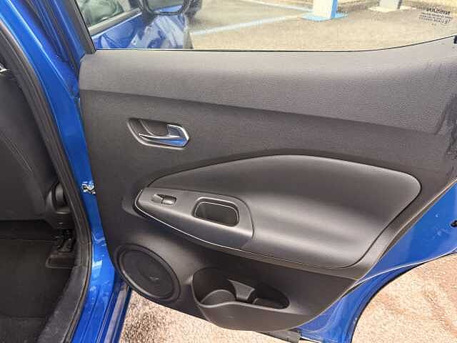 Nissan Juke 1.6 Hybrid N-Connecta 5dr Auto