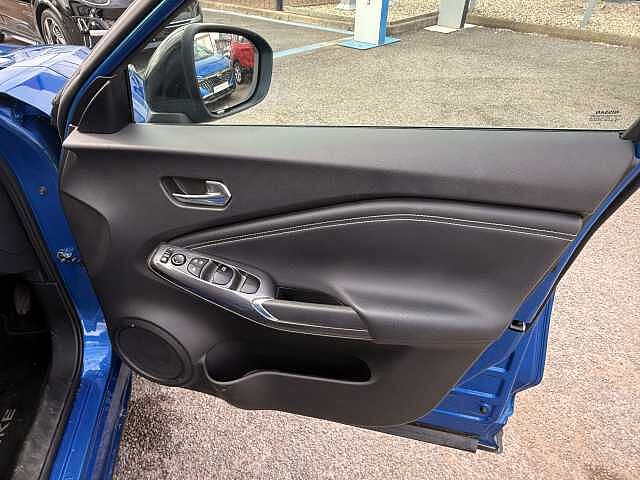 Nissan Juke 1.6 Hybrid N-Connecta 5dr Auto