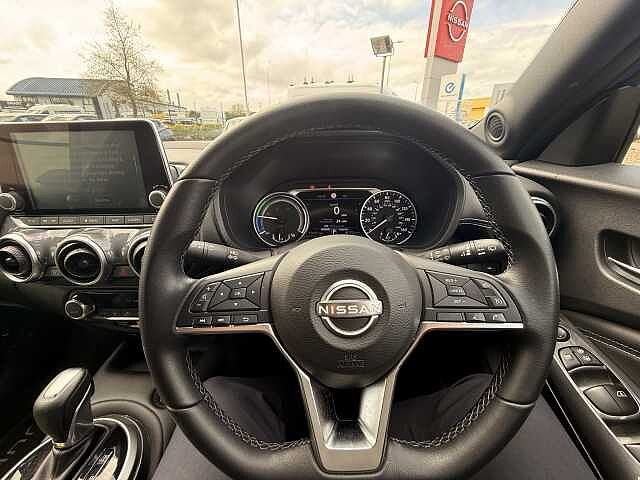 Nissan Juke 1.6 Hybrid N-Connecta 5dr Auto