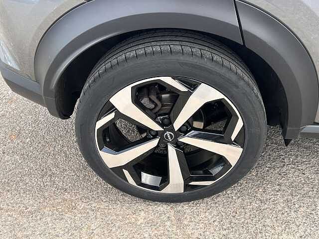 Nissan Juke 1.0 DiG-T 114 Tekna 5dr
