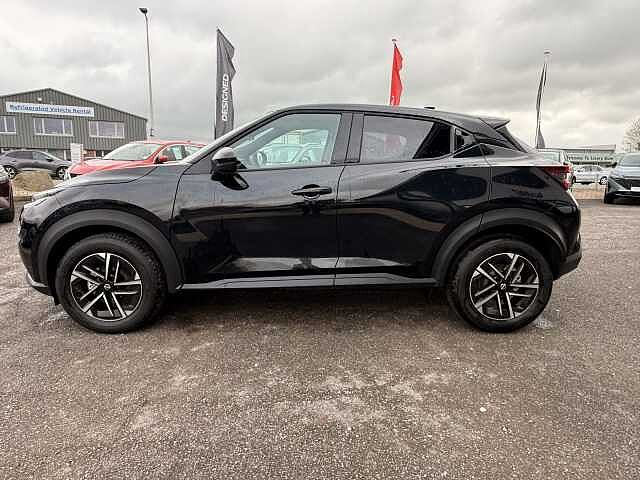 Nissan Juke 1.0 DiG-T N-Connecta 5dr DCT