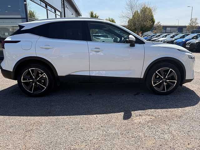 Nissan Qashqai 1.3 DiG-T MH Tekna 5dr