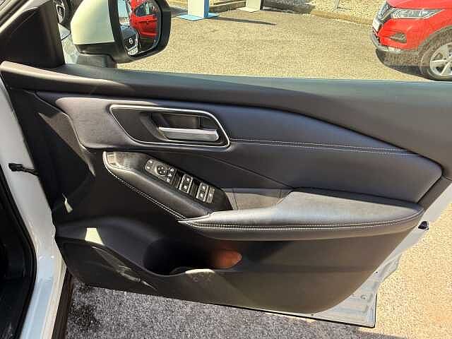 Nissan Qashqai 1.3 DiG-T MH Tekna 5dr