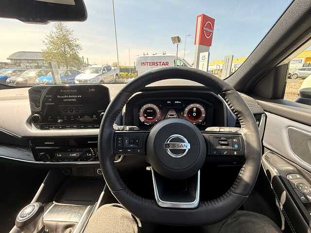 Nissan Qashqai 1.3 DiG-T MH Tekna 5dr