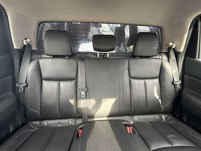 Nissan Navara Double Cab Pick Up Tekna 2.3dCi 190 TT 4WD Auto