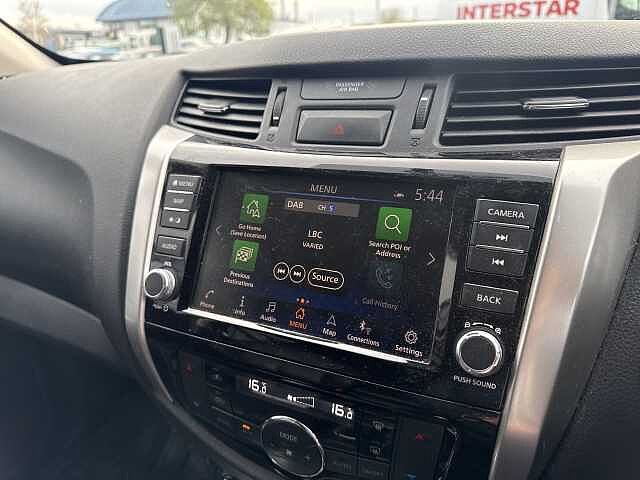 Nissan Navara Double Cab Pick Up Tekna 2.3dCi 190 TT 4WD Auto